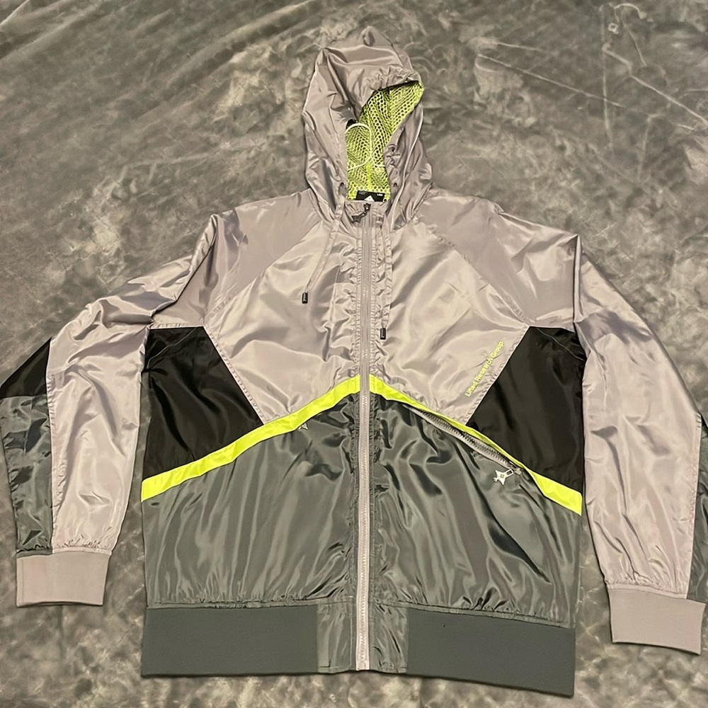 New LRG windbreaker great condition